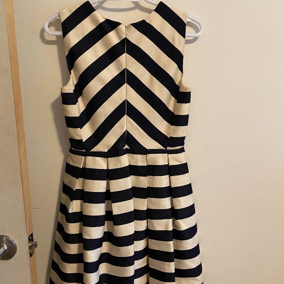 Diamond Style Dress - Picture 3 of 4